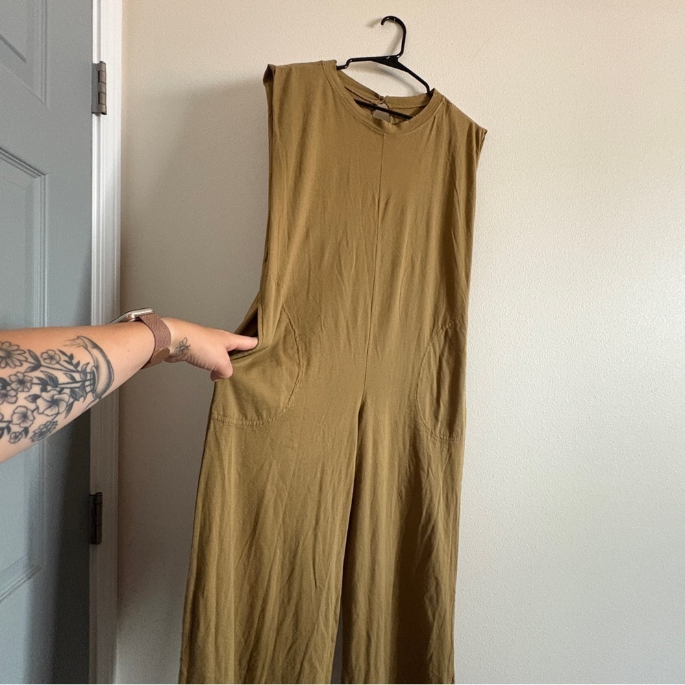 NWT Nightcap Clothing Olive Green Wide Leg Jumpsuit Size Medium 100% Cotton